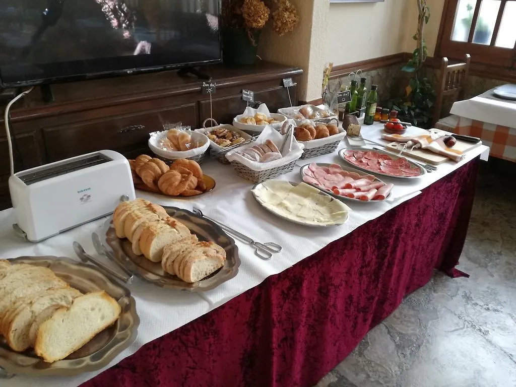 Gasthof Hostal Los Pinares Lloret de Mar